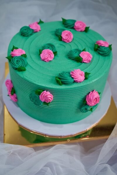 8" Single flavour RTG Whipped Cream Cake