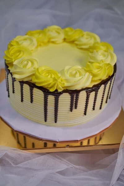 10" Single flavour RTG Whipped Cream Cake