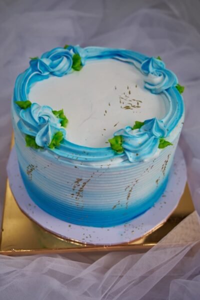 8" 3 Flavours RTG Whipped Cream Cake